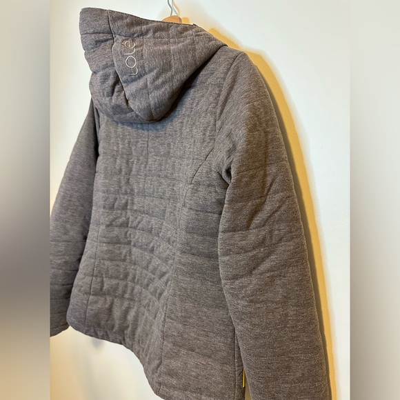 Lole Quilted Fabric Puffer Zip-up - Picture 3 of 7